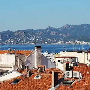 Le Grand Apartment